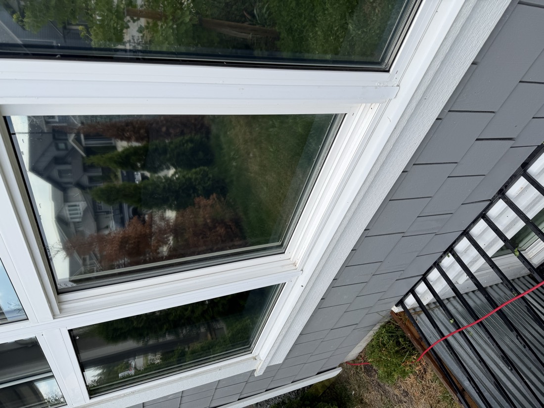 Sparkling clean window after pure water cleaning